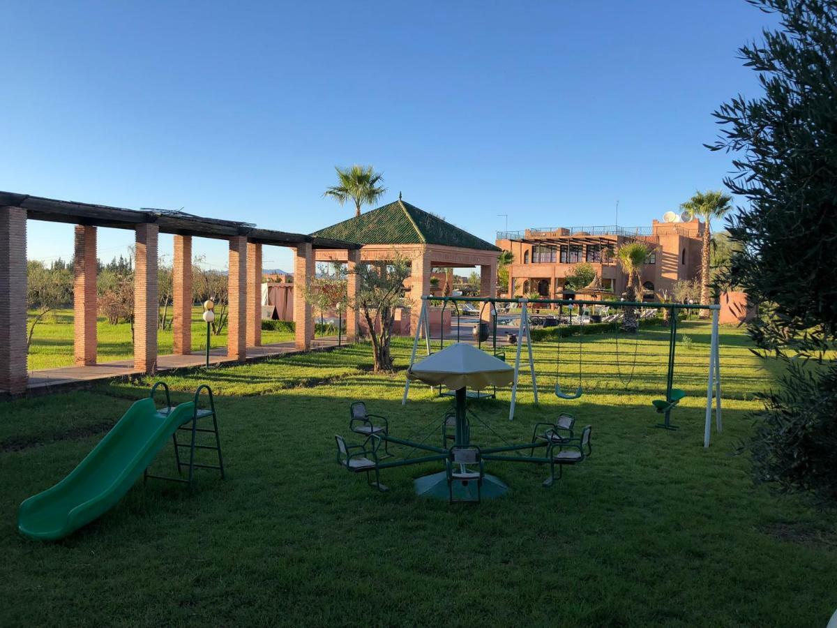 Riad Mhidou Ouled Jelal Esterno foto