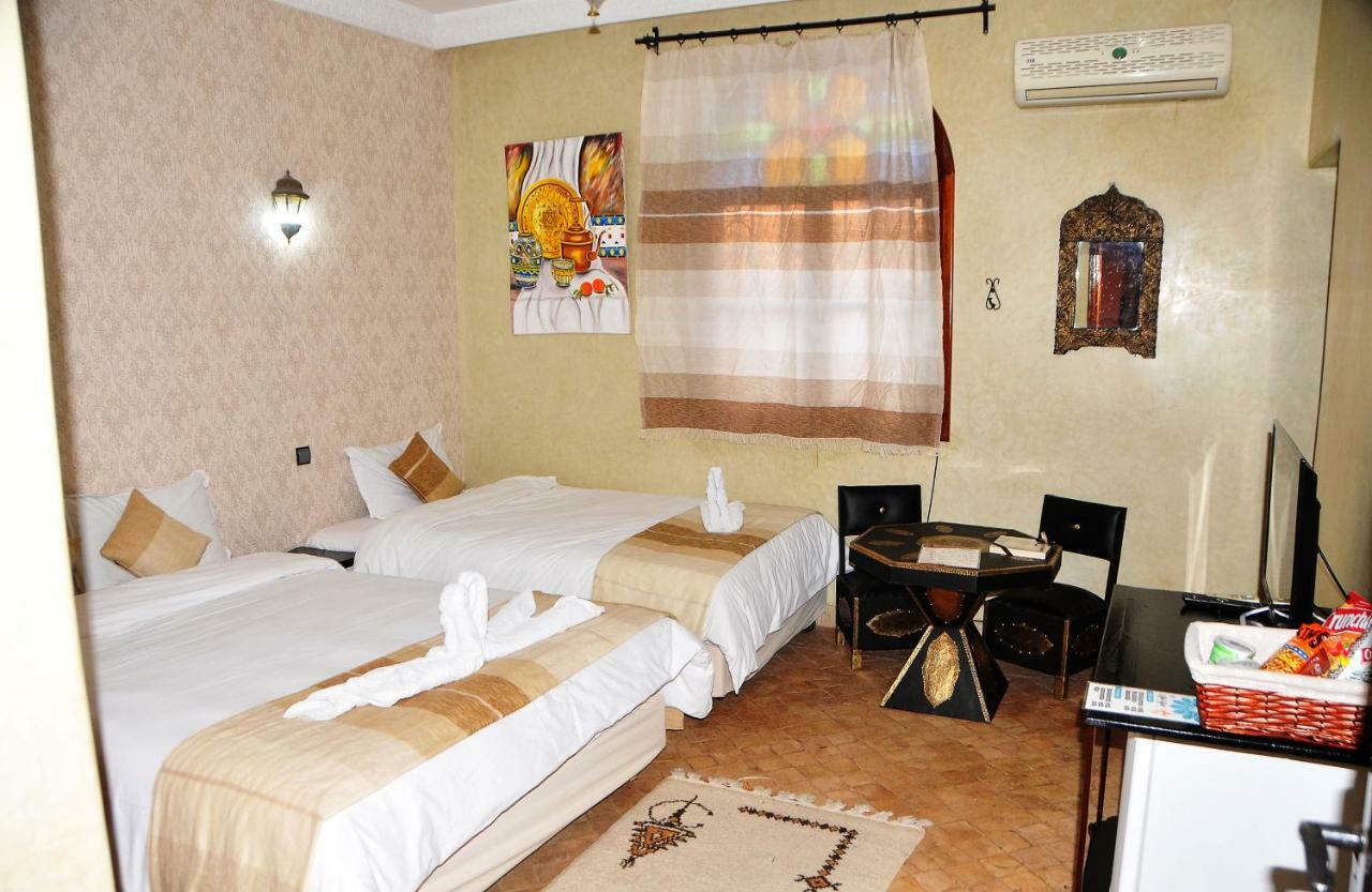 Riad Mhidou Ouled Jelal Esterno foto