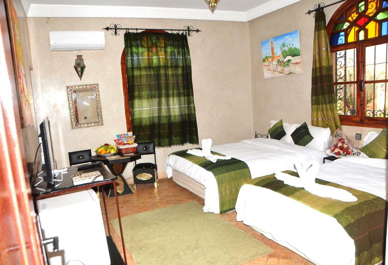 Riad Mhidou Ouled Jelal Esterno foto
