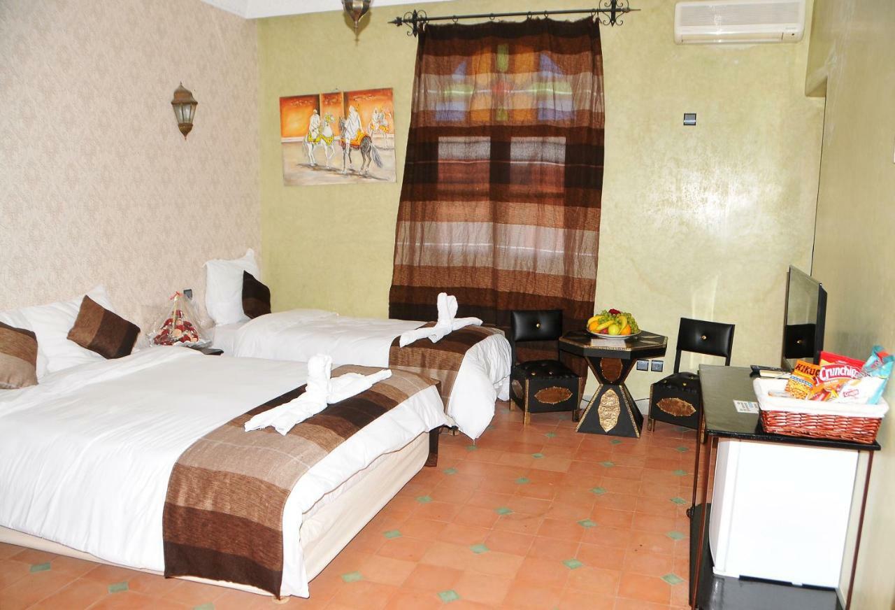 Riad Mhidou Ouled Jelal Esterno foto