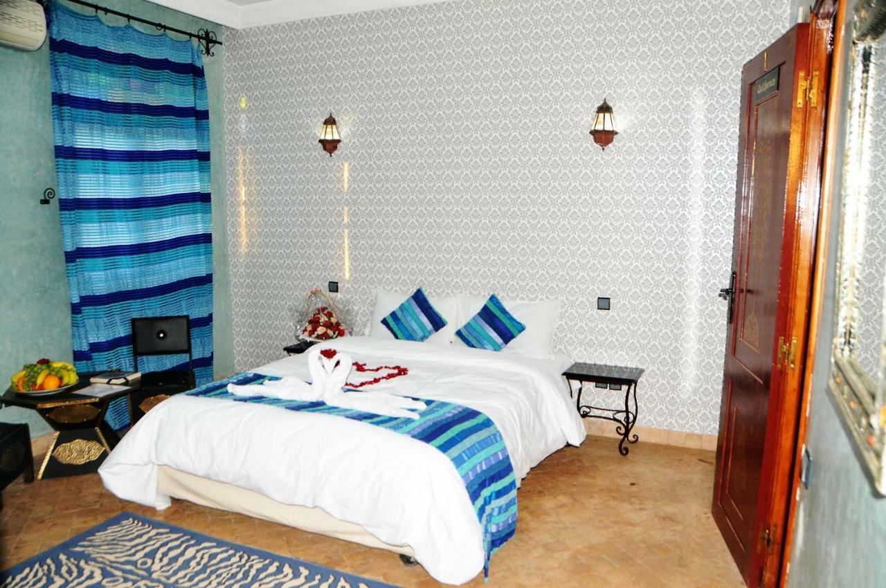 Riad Mhidou Ouled Jelal Esterno foto